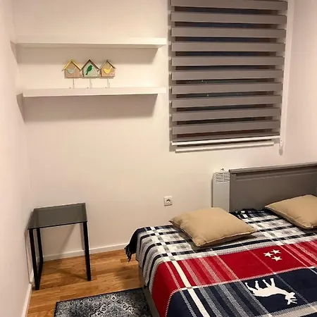 Pale Green Apartman *