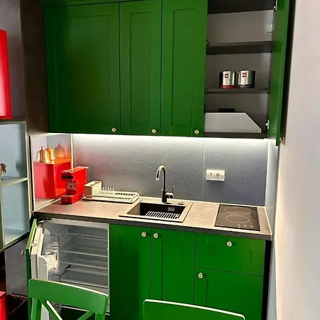 Pale Green Apartman Pale